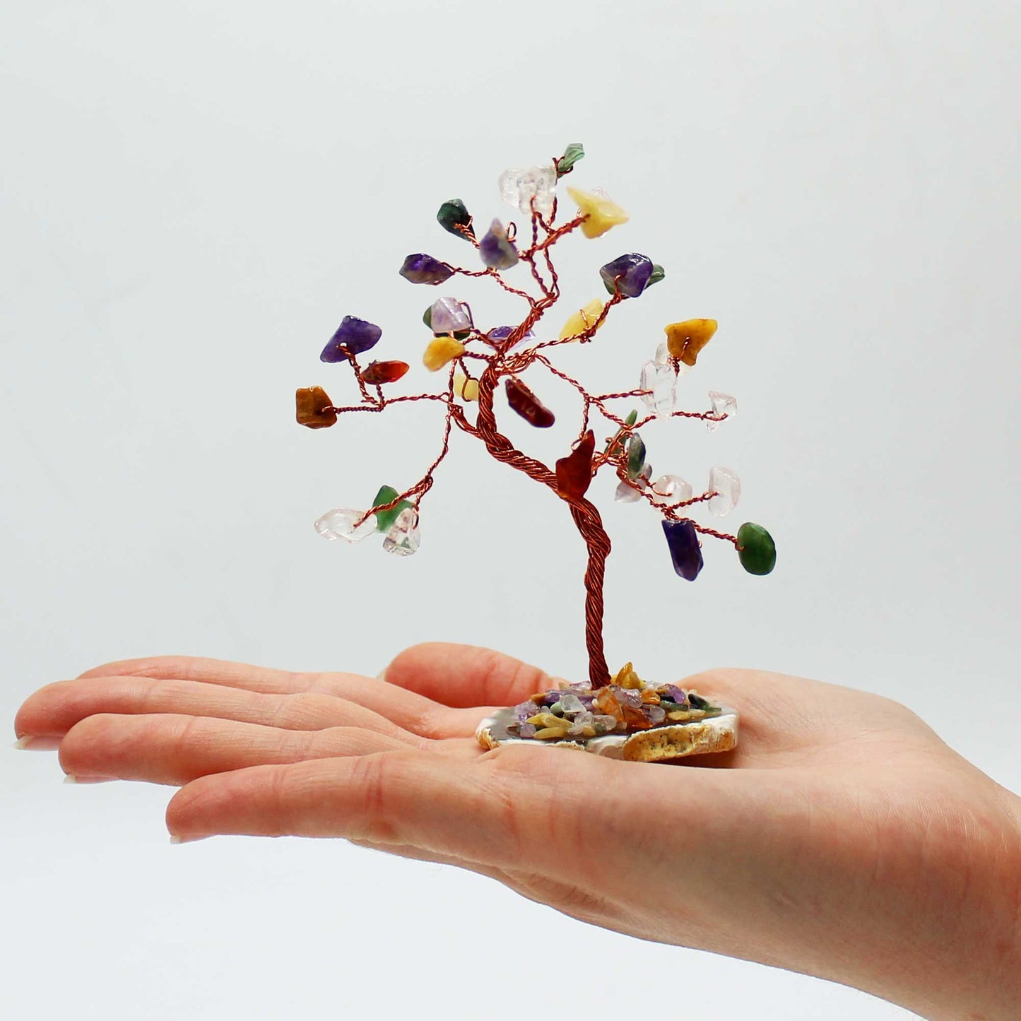 Árbol de piedras preciosas: Piedras múltiples sobre base de ágata natural (35 piedras) - Gemstone Wishing Trees, artesanal