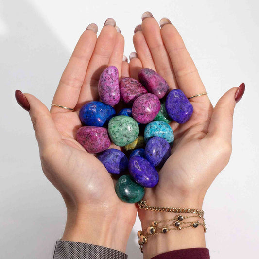 Dálmata indio tratado a granel - 1 kg (aprox. 70 piedras) - Gemas mixtas