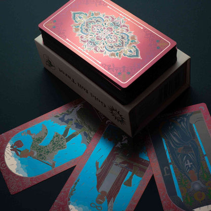 Set de cartas del tarot en caja de regalo rosa con lámina rubí - con folleto