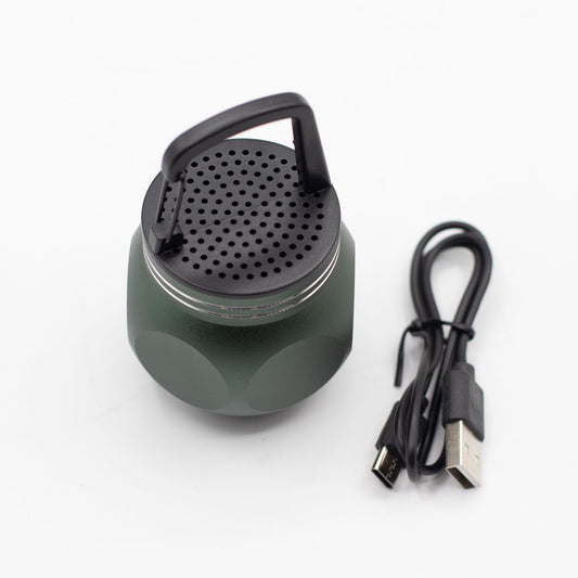 Mini haut-parleur vert avec crochet pour le camping