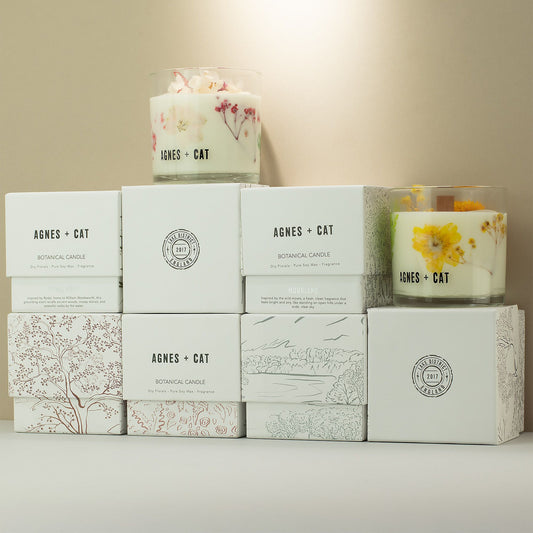 Vela de cera de soja botánica Agnes + Cat - Roses of Sawrey - Agnes + Cat Velas botánicas de cera de soja, Cruelty Free