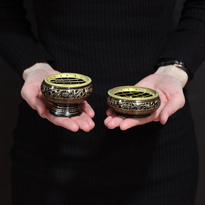 Jarrón de incienso de latón tallado con carbón - Quemadores de incienso de latón tradicionales, Artisan Product