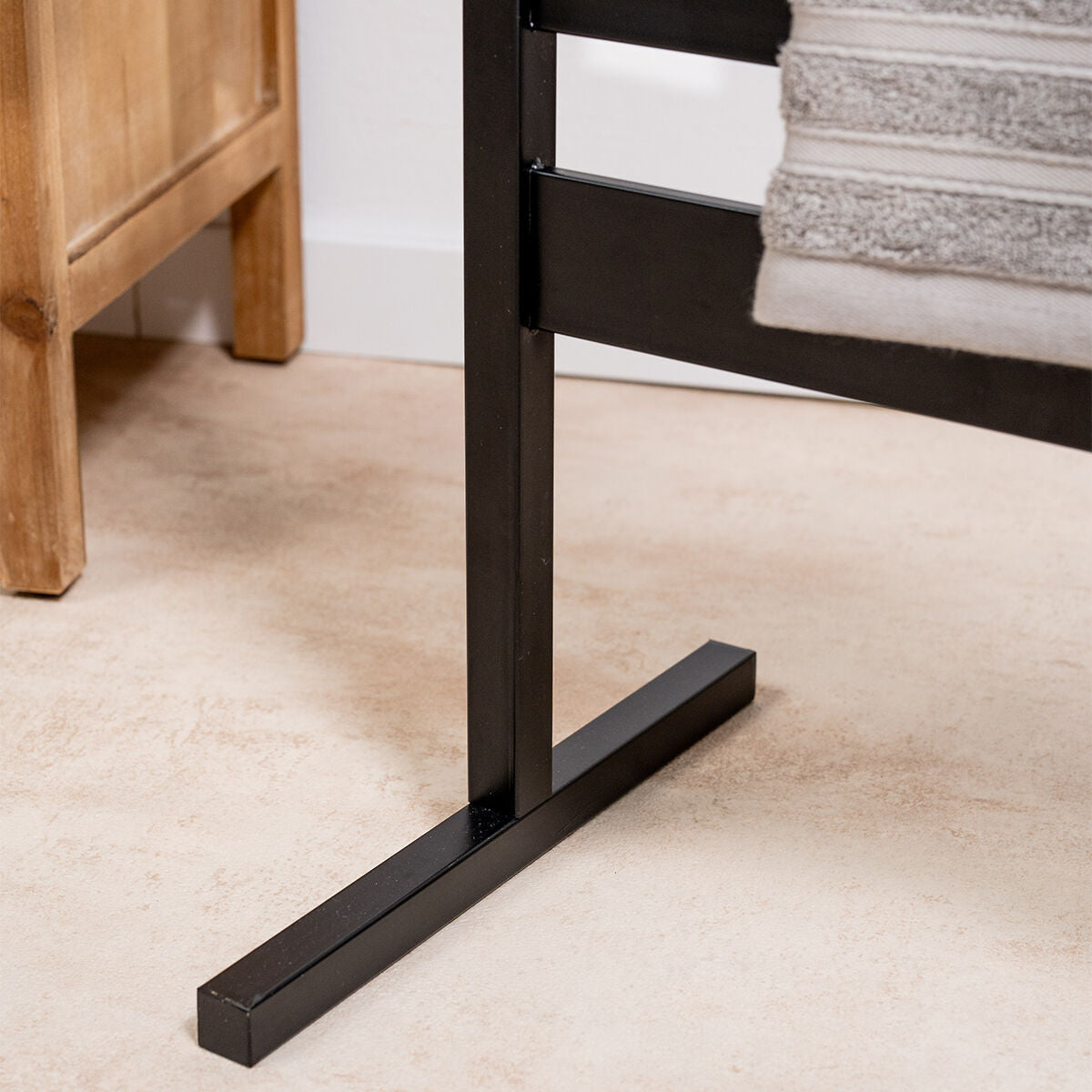 V8H31576EB1D241410ACDC03ADD7EBD3E83R5252720P4